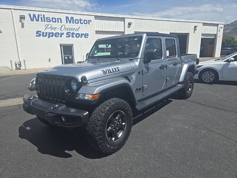 Used 2021 Jeep Gladiator Sport AWD/4WD image 1