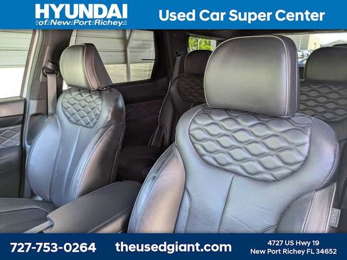 Used 2022 Hyundai Palisade Calligraphy w/ Winter Package image 7