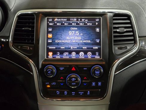 Used 2016 Jeep Grand Cherokee High Altitude AWD/4WD image 26