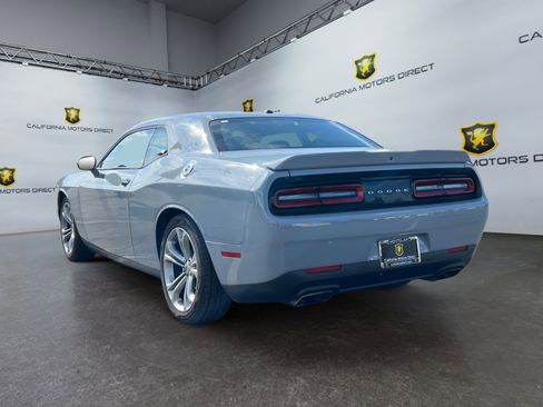 Used 2022 Dodge Challenger R/T image 3