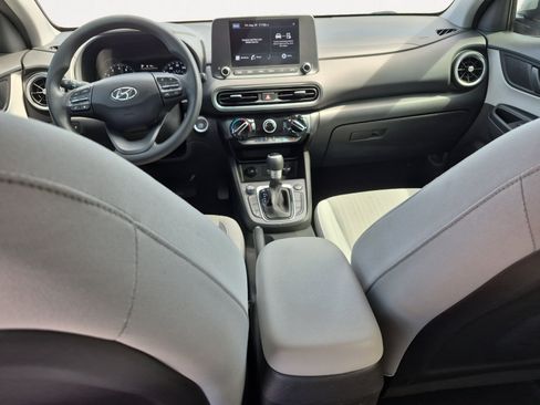 Used 2022 Hyundai Kona SEL w/ Cargo Package FWD image 3
