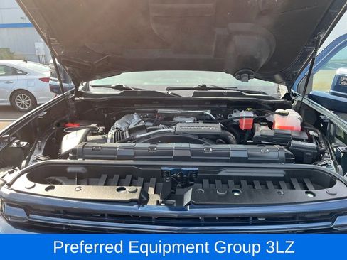 Used 2021 Chevrolet Silverado 3500 High Country w/ Technology Package image 28