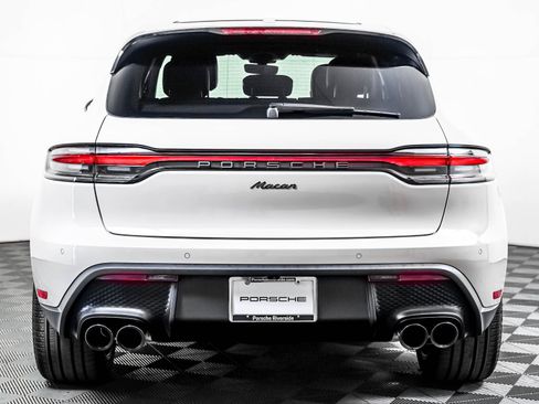 Certified 2026 Porsche Macan AWD/4WD image 11
