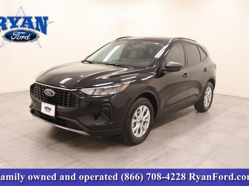 Used 2025 Ford Escape Active w/ Tech Pack #1 image 1
