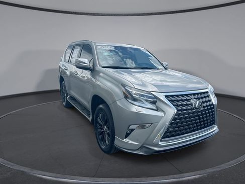 Used 2023 Lexus GX 460 Luxury w/ Sport Design Package AWD/4WD image 12