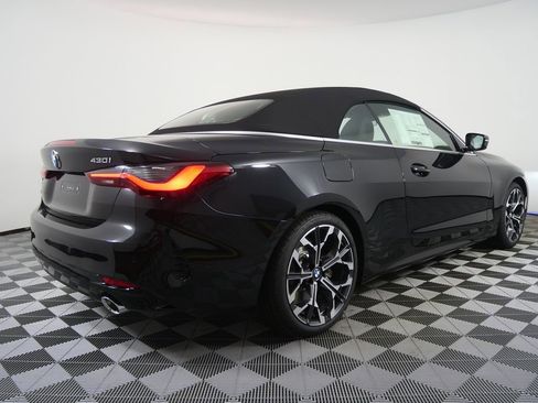New 2026 BMW 430i Convertible image 3