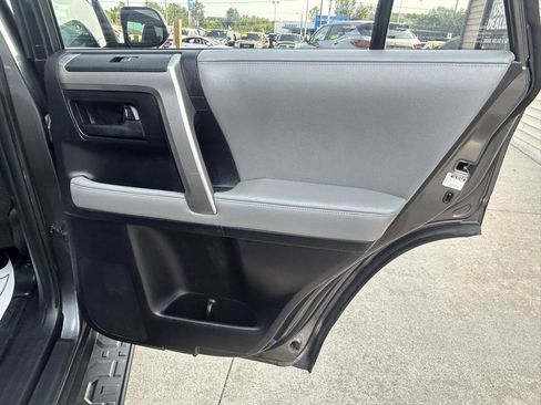 Used 2011 Toyota 4Runner Limited AWD/4WD image 15