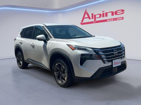 Used 2025 Nissan Rogue SV AWD/4WD image 7
