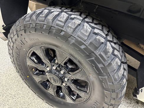 Used 2024 RAM 2500 Limited image 80