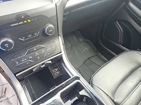 Used 2020 Ford Edge SEL w/ Cold Weather Package image 24