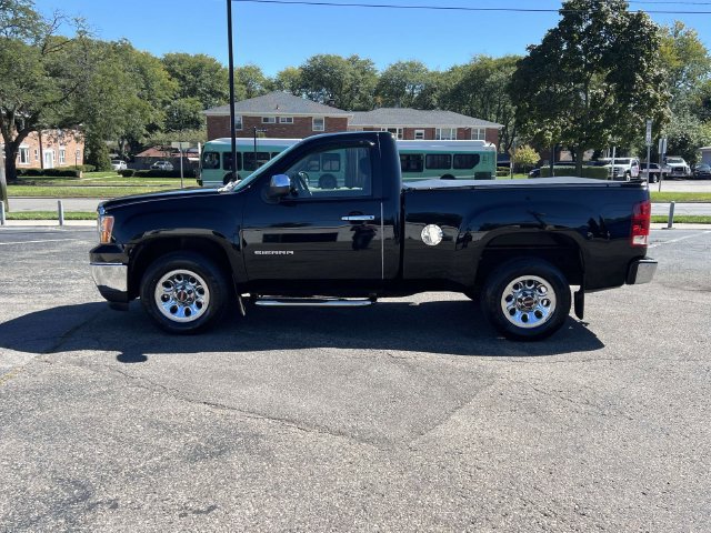 Used 2010 GMC Sierra 1500 W/T w/ Work Truck Preferred Package RWD image 2