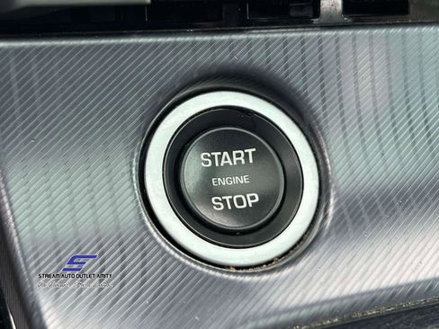 Used 2019 Jaguar F-TYPE R-Dynamic image 32