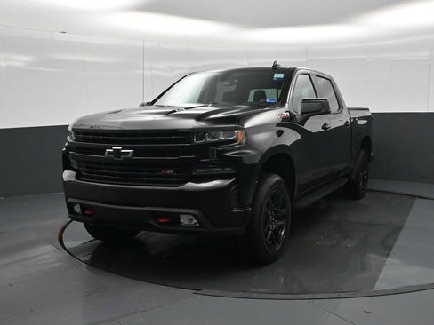 Used 2022 Chevrolet Silverado 1500 LT Trail Boss w/ Convenience Package II image 5