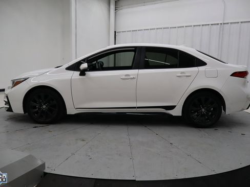 Used 2024 Toyota Corolla SE image 9