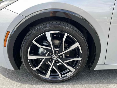Used 2023 Toyota Prius Prime Premium FWD image 50