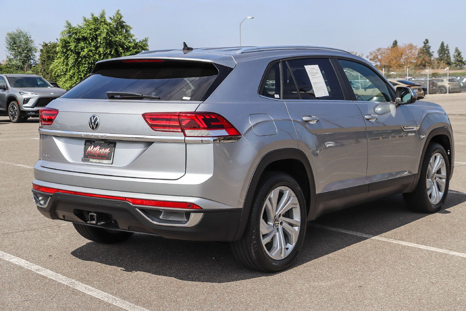 Used 2023 Volkswagen Atlas Cross Sport SE w/ Black Wheel Package FWD image 6