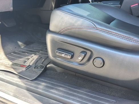 Used 2021 Toyota 4Runner TRD Off-Road Premium w/ Moonroof Package AWD/4WD image 23
