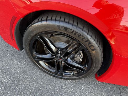 Used 2017 Chevrolet Corvette Stingray Coupe w/ 1LT RWD image 14