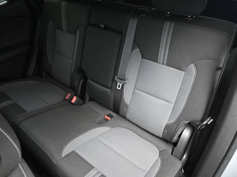 Used 2025 Chevrolet Blazer LT FWD image 19