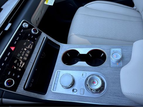 New 2026 Genesis GV80 3.5T Advanced image 13