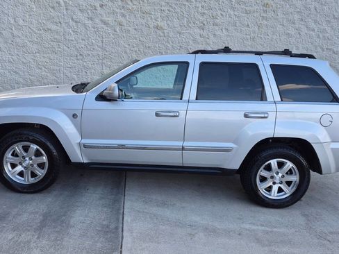 Used 2009 Jeep Grand Cherokee Limited image 6