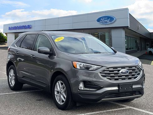 Certified 2022 Ford Edge SEL w/ Convenience Package image 2