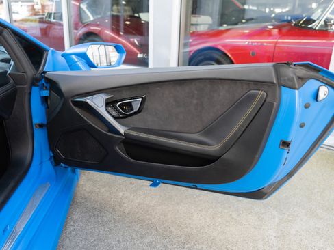 Used 2016 Lamborghini Huracan LP 580-2 image 32