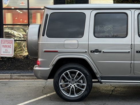 Used 2021 Mercedes-Benz G 550 G 550 image 22