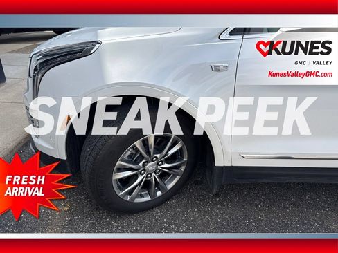 Used 2021 Cadillac XT5 Premium Luxury AWD/4WD image 3