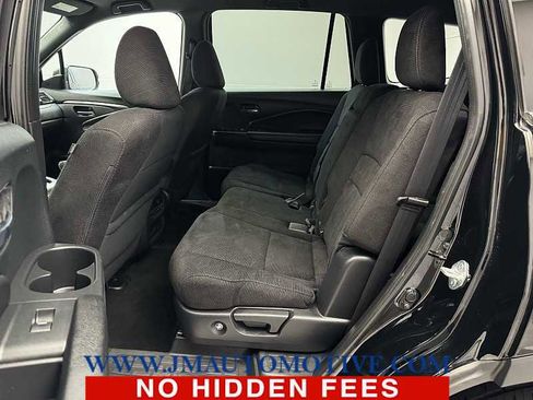 Used 2022 Honda Pilot Sport image 14