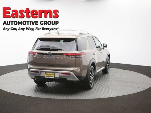 Used 2023 Nissan Pathfinder Platinum w/ Cargo Package AWD/4WD image 41