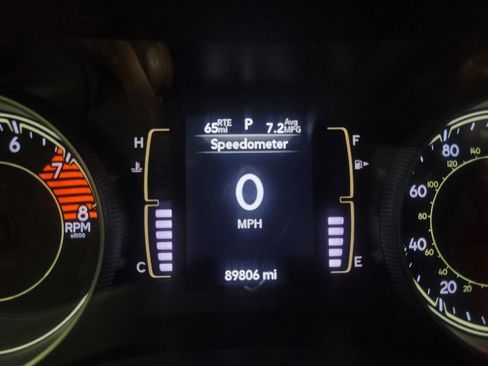 Used 2019 Jeep Cherokee Latitude Plus w/ Comfort/Convenience Group image 23