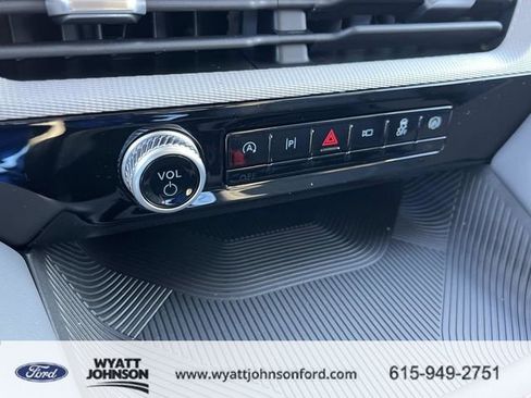 New 2026 Ford Explorer Active w/ Active Comfort Package image 32