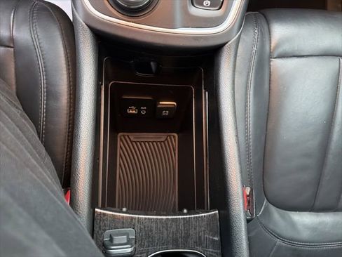 Used 2016 Chrysler 200 C w/ Sun & Sound Group image 14