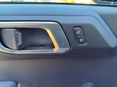 New 2025 Ford Bronco Heritage Edition image 12