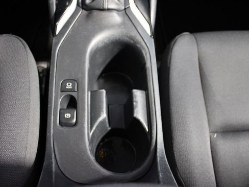 Used 2024 Toyota Corolla LE FWD image 30