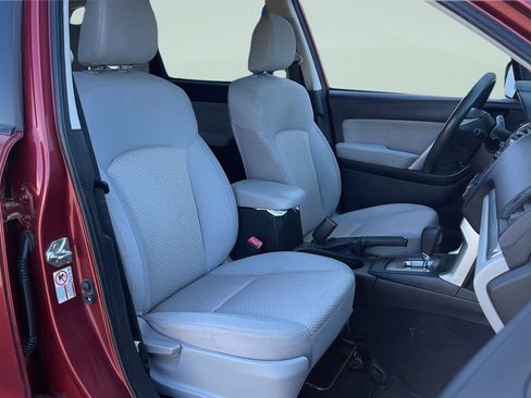 Used 2014 Subaru Forester 2.5i Premium w/ All-Weather Package AWD/4WD image 27