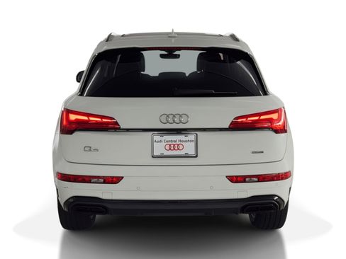 Certified 2023 Audi Q5 e Premium Plus w/ Premium Plus Package image 10