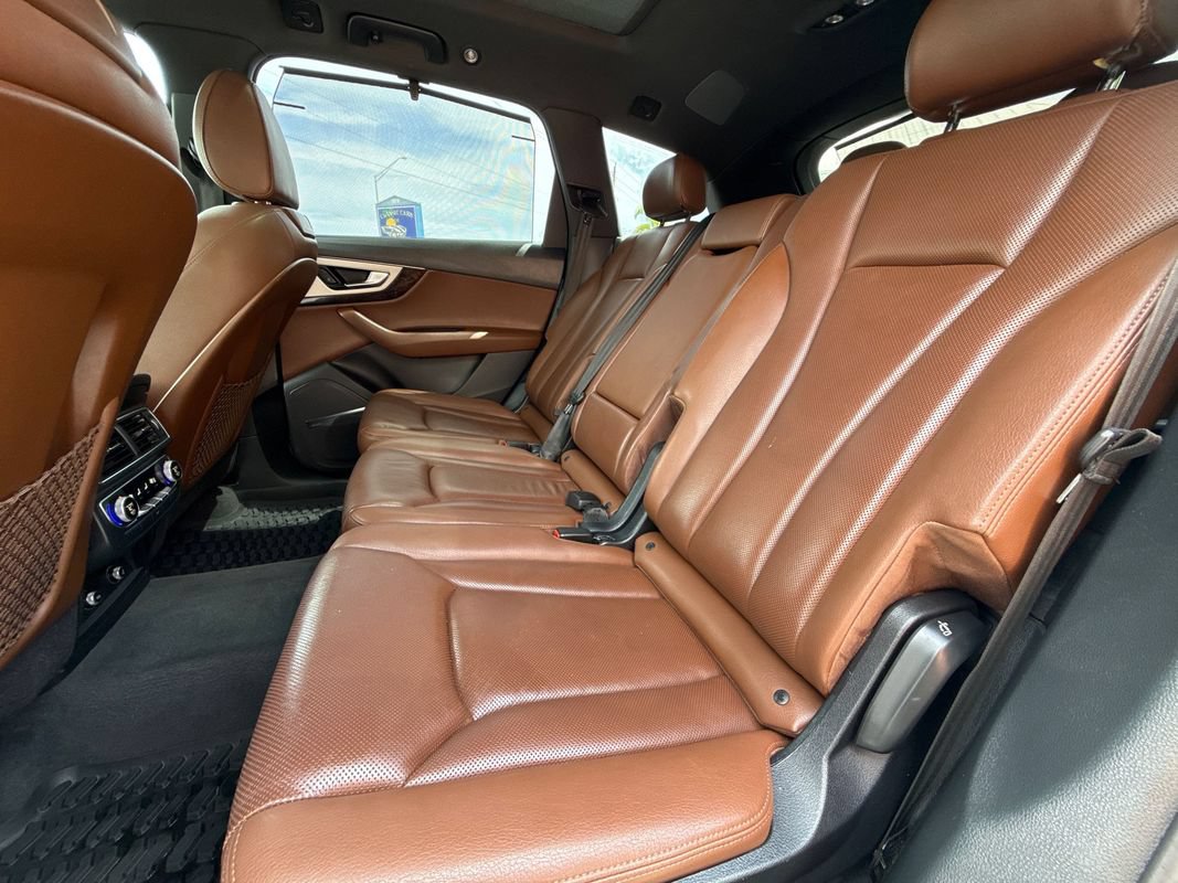Used 2019 Audi Q7 2.0T Premium Plus w/ Premium Plus Package AWD/4WD image 17