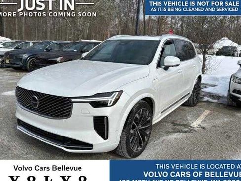Used 2025 Volvo XC90 T8 Ultra image 1