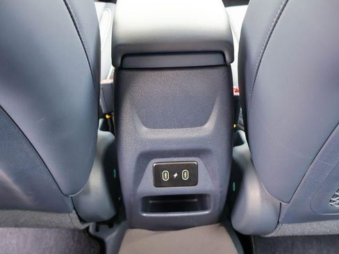 New 2026 Hyundai Venue SEL FWD image 21