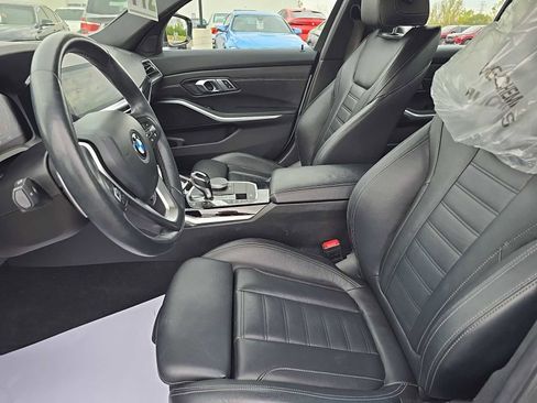 Used 2019 BMW 330i xDrive Sedan w/ Convenience Package AWD/4WD image 18