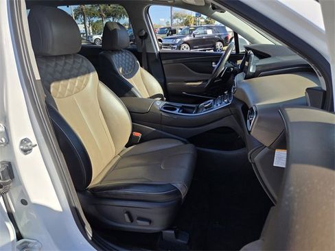 Used 2023 Hyundai Santa Fe Limited image 23