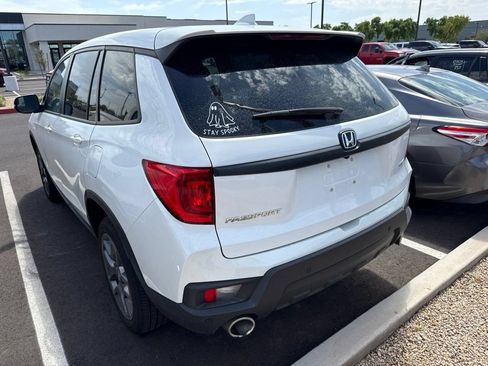 Used 2023 Honda Passport EX-L image 3
