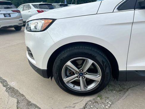 Used 2019 Ford Edge SEL AWD/4WD image 36