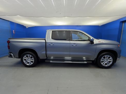 Used 2024 Chevrolet Silverado 1500 LTZ w/ Z71 Off-Road Package image 8