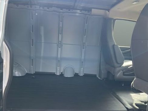 Used 2025 GMC Savana 2500 RWD image 15