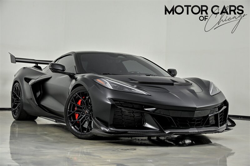 Used 2026 Chevrolet Corvette ZR1 w/ ZR1 Carbon Fiber Aero Package RWD image 1