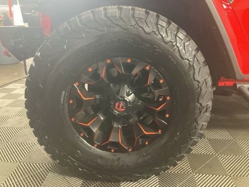 Used 2022 Jeep Wrangler Unlimited Rubicon image 23