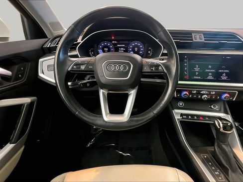 Used 2021 Audi Q3 2.0T Premium w/ Convenience Package AWD/4WD image 6